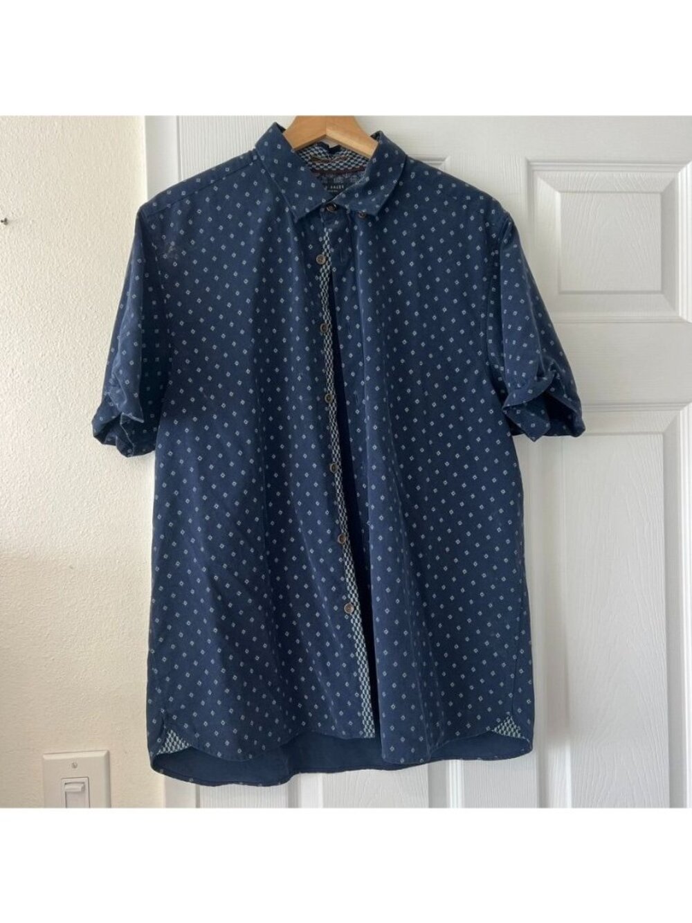 TED BAKER Blue Diamond Dot Short Sleeve Button Down Shirt Size XL